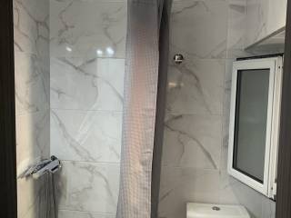 Forumland Real Estate, Μπάνιο