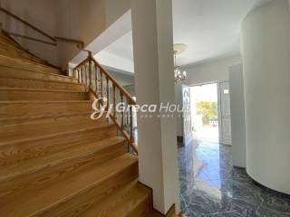 Βίλα προς πώληση στην Έυβοια με ανεμπόδιστη θέα θάλασσα