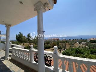 Βίλα προς πώληση στην Έυβοια με ανεμπόδιστη θέα θάλασσα