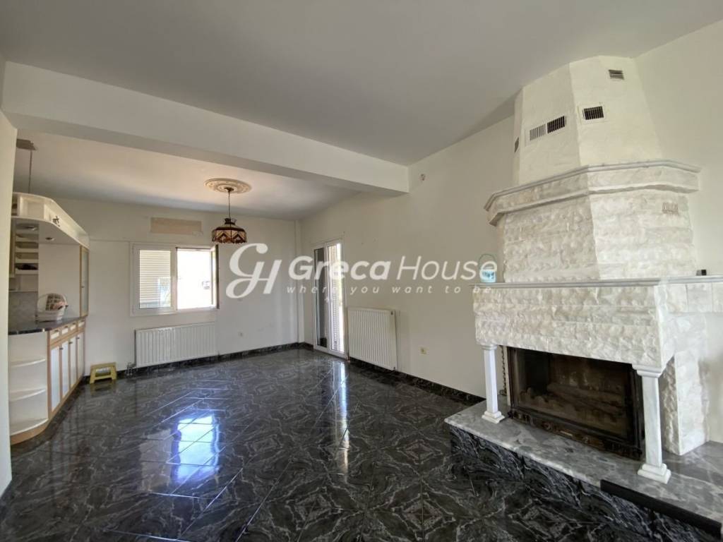 Βίλα προς πώληση στην Έυβοια με ανεμπόδιστη θέα θάλασσα