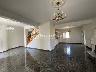 Βίλα προς πώληση στην Έυβοια με ανεμπόδιστη θέα θάλασσα