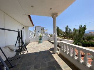 Βίλα προς πώληση στην Έυβοια με ανεμπόδιστη θέα θάλασσα