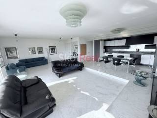 Σαλοκουζίνα