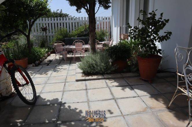 Θέα από μπαλκόνι