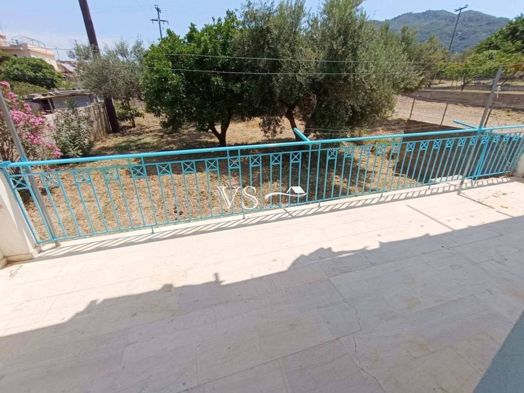 Θέα απο μπαλκόνι