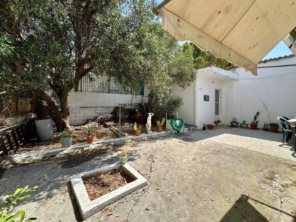 Akalyptos - Periballon choros