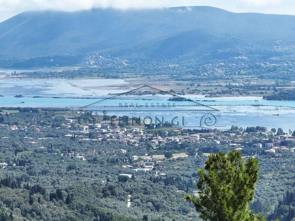 E thea apo to agrotemachio