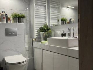 Forumland Real Estate, Μπάνιο