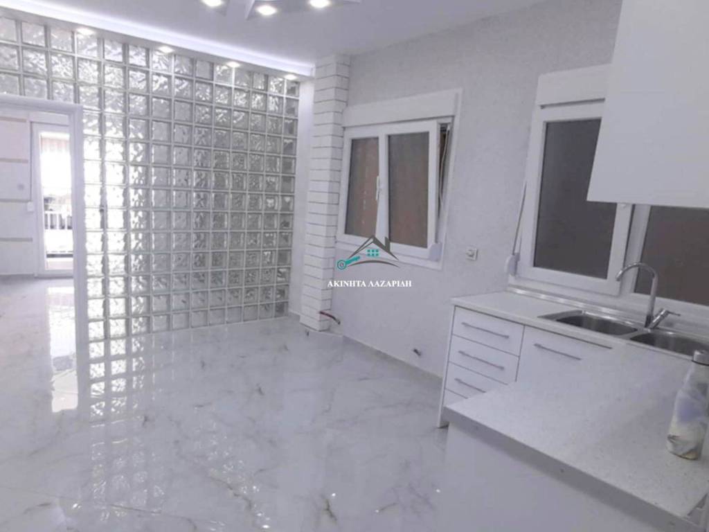 Σαλοκουζίνα