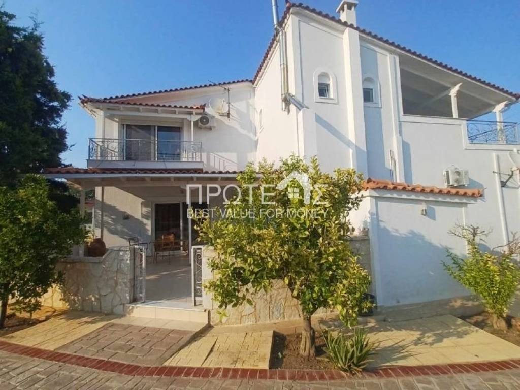 Θέα από μπαλκόνι