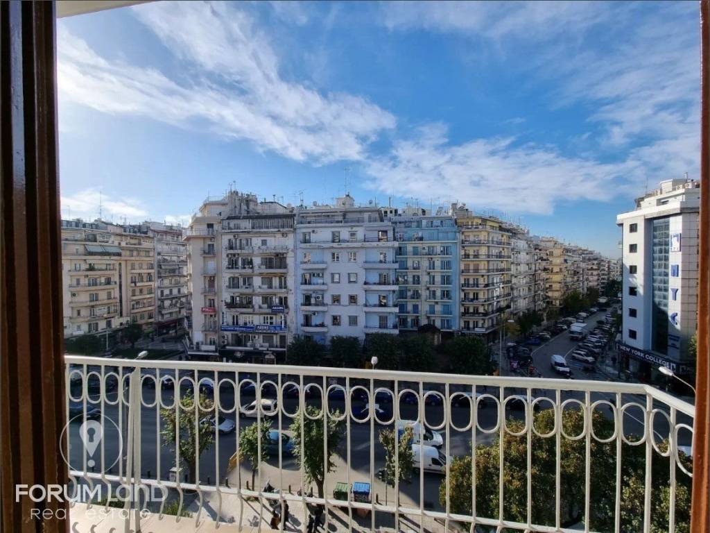 Forumland Real Estate, Θέα ανοιχτωσιά