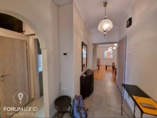 Forumland Real Estate, Διάδρομος