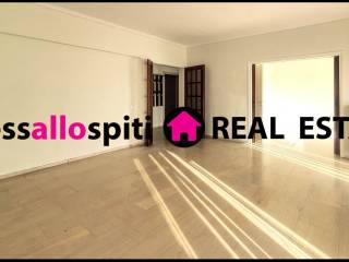 ΣΑΛΟΝΙ - ΤΡΑΠΕΖΑΡΙΑ