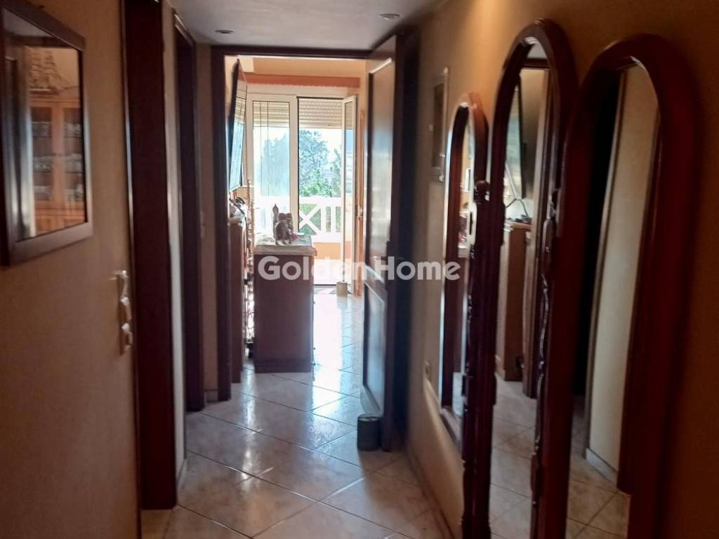 Χολ - Διάδρομος