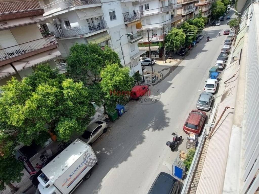 Θέα από μπαλκόνι