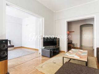 Διαμέρισμα  με θέα προς πώληση στο Κολωνάκι 