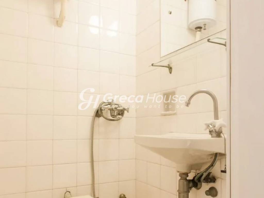 Διαμέρισμα  με θέα προς πώληση στο Κολωνάκι 