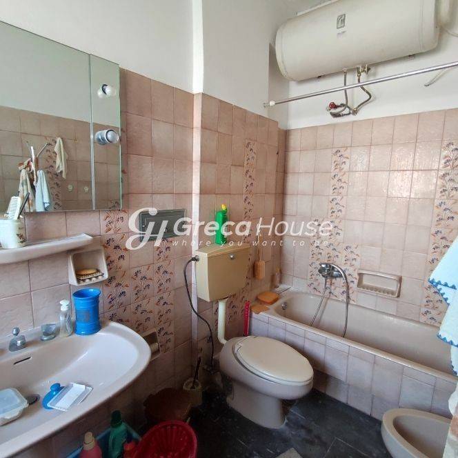 Οικιστικό κτίριο προς πώληση Νέα Κυψέλη