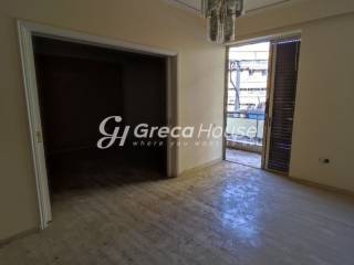 Οικιστικό κτίριο προς πώληση Νέα Κυψέλη