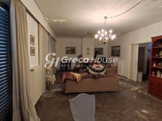 Οικιστικό κτίριο προς πώληση Νέα Κυψέλη