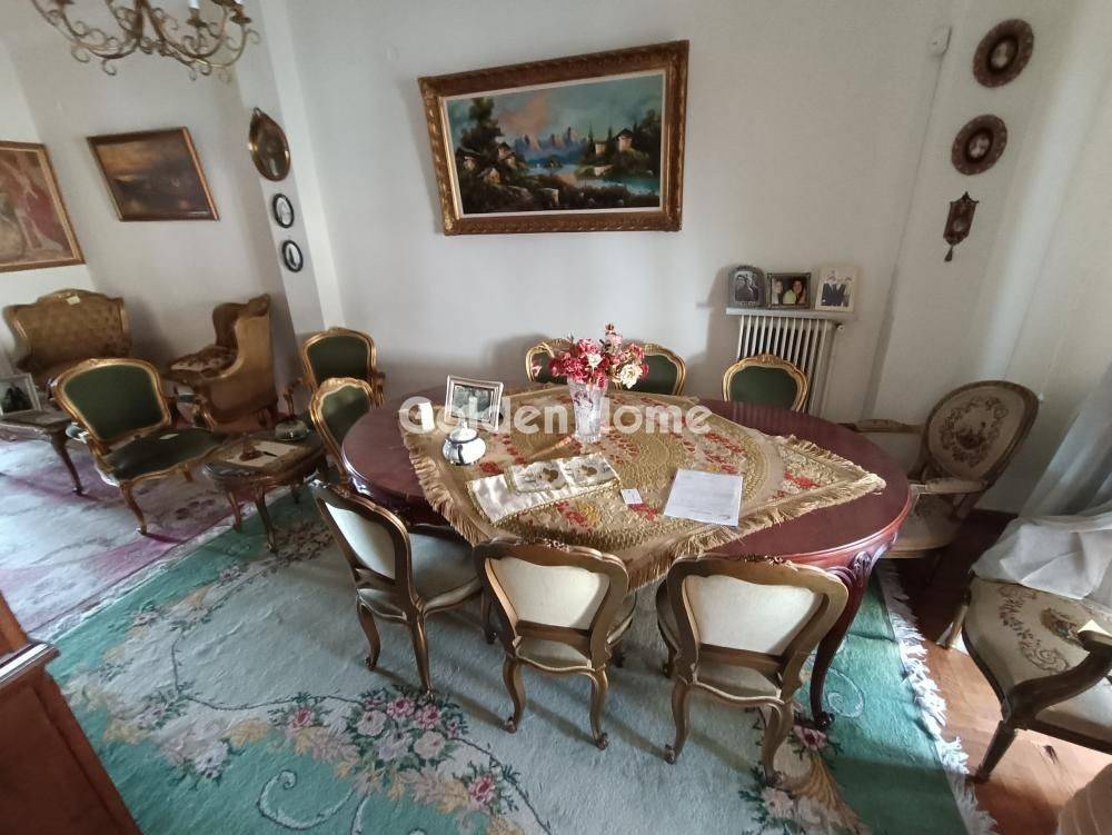 Τραπεζαρία