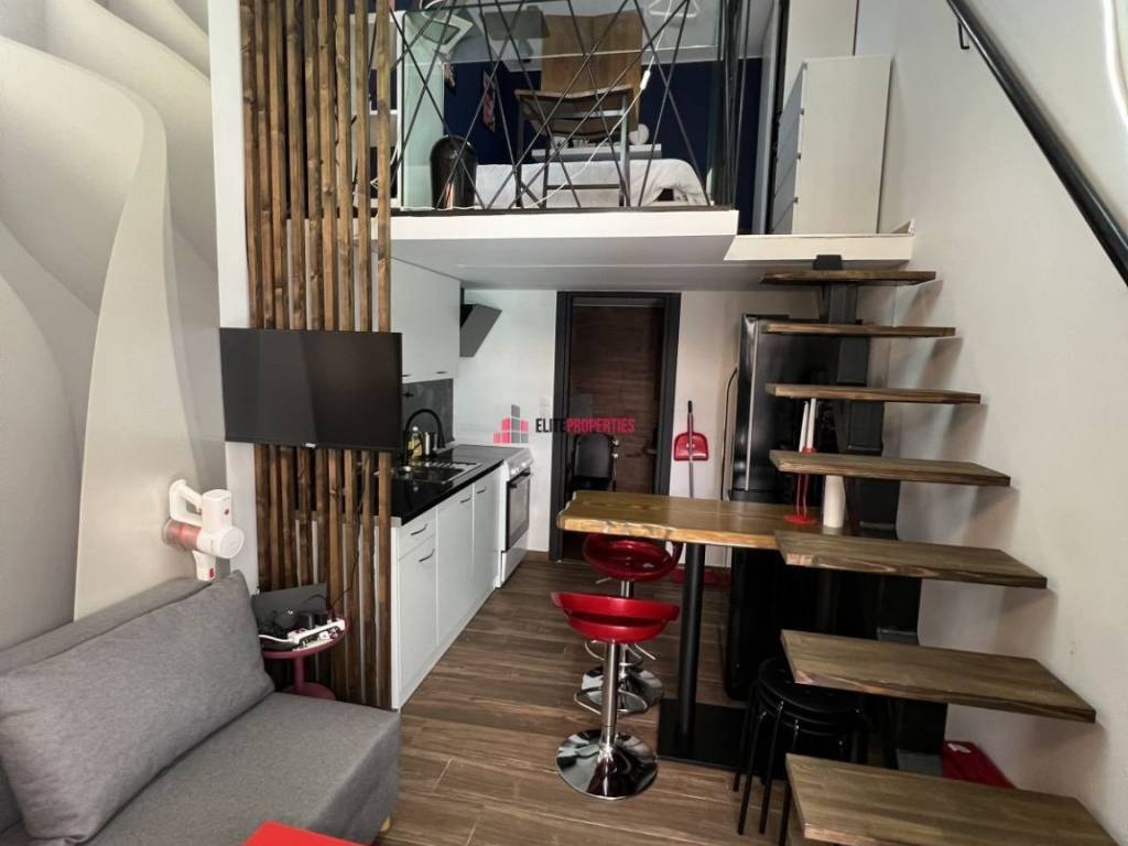 ΣΑΛΟΚΟΥΖΙΝΑ