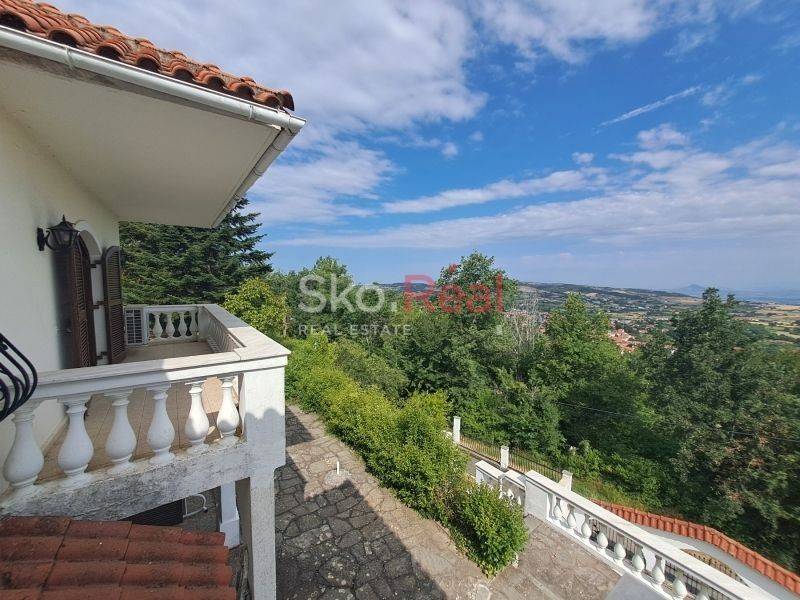 Θέα από μπαλκόνι