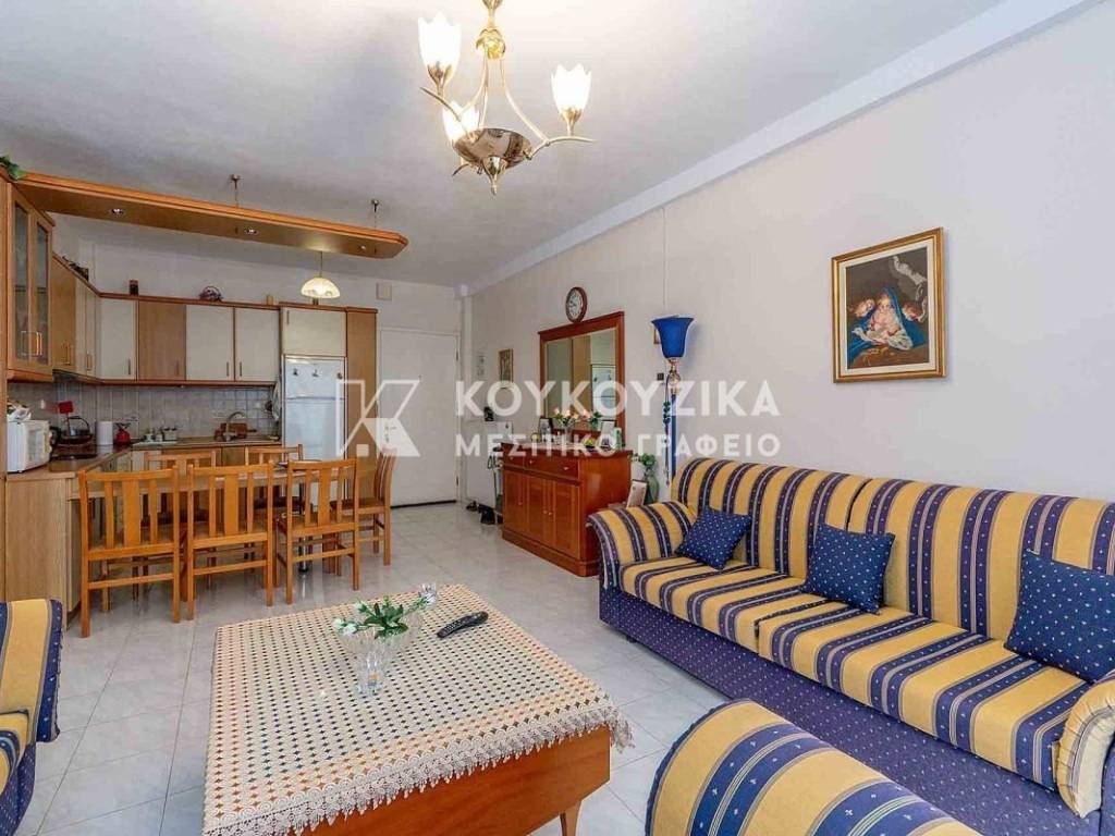 Σαλοκουζίνα