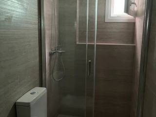 Forumland Real Estate, Μπάνιο