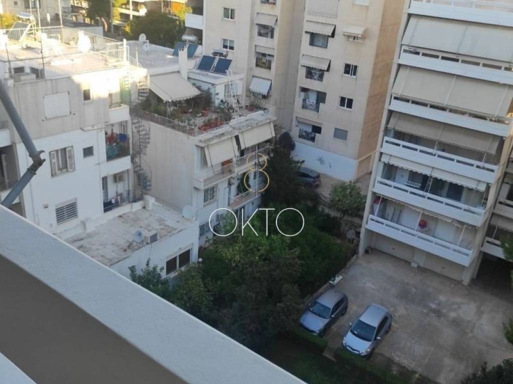 Θέα από μπαλκόνι