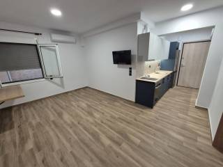 ΣΑΛΟΝI-ΥΠΝΟΔΩΜΑΤΙΟ