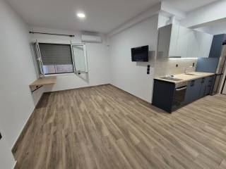 ΣΑΛΟΝI-ΥΠΝΟΔΩΜΑΤΙΟ