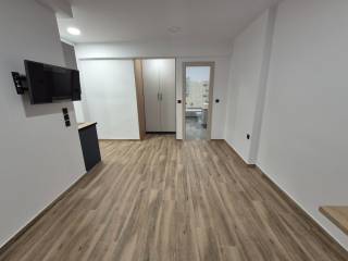 ΣΑΛΟΝI-ΥΠΝΟΔΩΜΑΤΙΟ