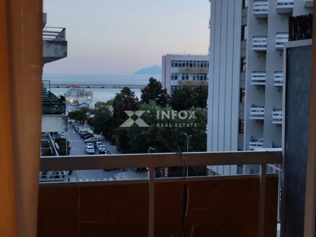 Θέα από μπαλκόνι