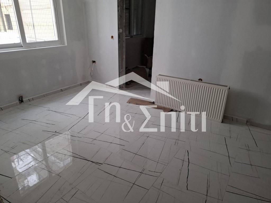 Σαλοκουζίνα