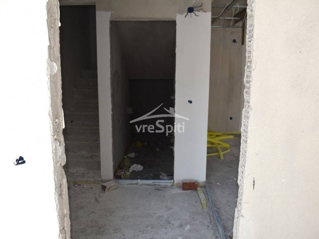 ΔΙΑΔΡΟΜΟΣ-ΣΚΑΛΕΣ W.C.