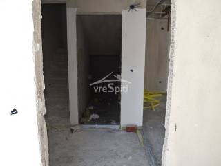 ΔΙΑΔΡΟΜΟΣ-ΣΚΑΛΕΣ W.C.