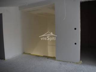 ΚΑΘΙΣΤΙΚΟ ΕΠΑΝΩ -ΣΚΑΛΕΣ -ΛΟΥΤΡΟ ΔΕΞΙΑ