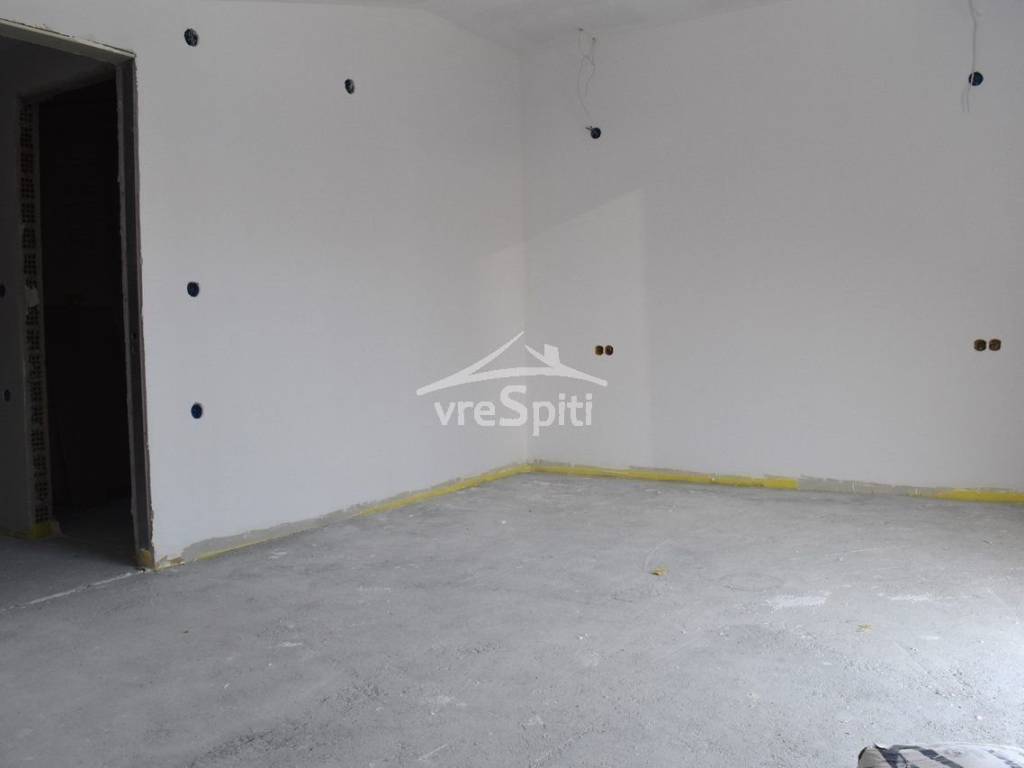 ΥΠΝΟΔΩΜΑΤΙΟ Ν.3  ΕΠΑΝΩ ΟΡΟΦΟΥ