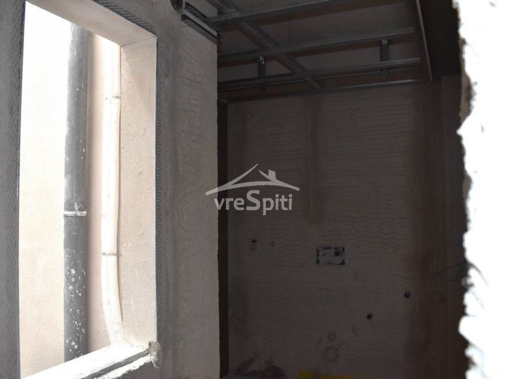 ΛΟΥΤΡΟ ΚΑΤΩ ΕΠΙΠΕΔΟΥ