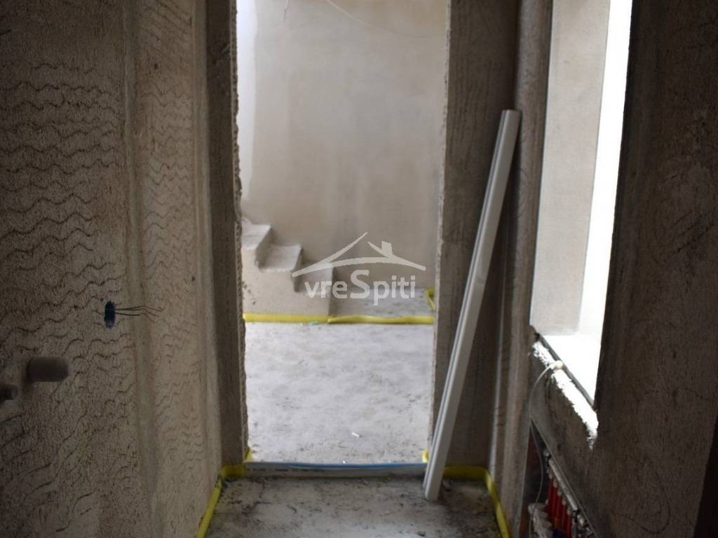 ΑΠΟΨΗ ΑΠΌ ΛΟΥΤΡΟ ΚΑΤΩ ΕΠΙΠΕΔΟΥ