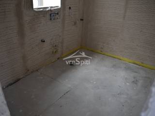 ΛΟΥΤΡΟ ΕΠΑΝΩ ΕΠΙΠΕΔΟΥ