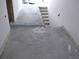 ΔΙΑΔΡΟΜΟΣ ΕΠΑΝΩ ΟΡΟΦΟΥ