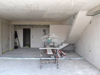 ΚΑΘΙΣΤΙΚΟ-ΚΟΥΖΙΝΑ-ΣΚΑΛΕΣ -ΛΟΥΤΡΟ ΚΑΤΩ ΕΠΙΠΕΔΟΥ