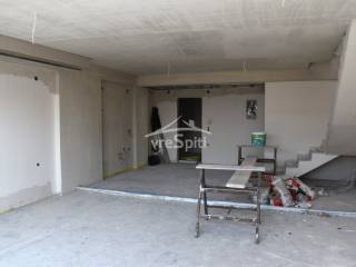 ΚΑΘΙΣΤΙΚΟ-ΚΟΥΖΙΝΑ-ΣΚΑΛΕΣ -ΛΟΥΤΡΟ ΚΑΤΩ ΕΠΙΠΕΔΟΥ