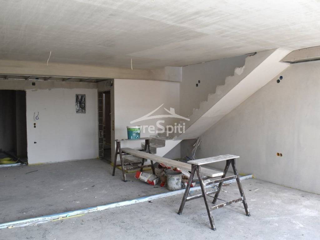 ΚΑΘΙΣΤΙΚΟ-ΚΟΥΖΙΝΑ-ΣΚΑΛΕΣ -ΛΟΥΤΡΟ ΚΑΤΩ ΕΠΙΠΕΔΟΥ