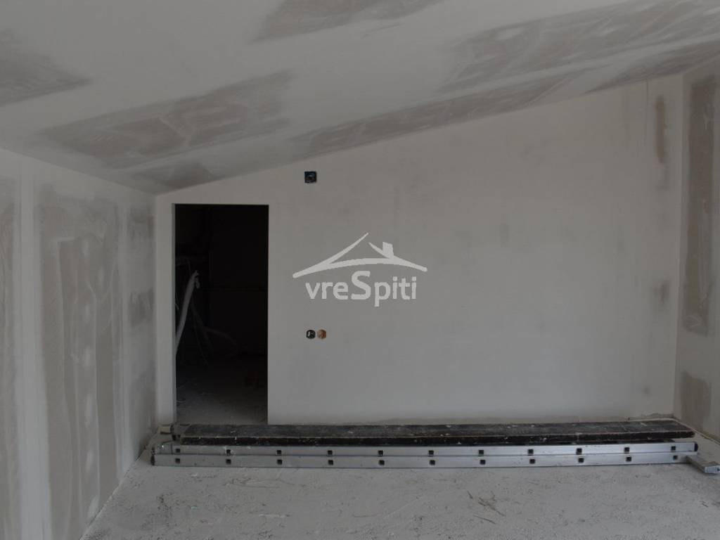 ΥΠΝΟΔΩΜΑΤΙΟ Ν.2 ΕΠΑΝΩ ΟΡΟΦΟΥ