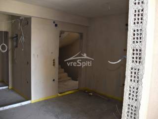 ΚΑΘΙΣΤΙΚΟ-ΚΟΥΖΙΝΑ ΑΡΙΣΤΕΡΑ-ΕΙΣΟΔΟΣ ΟΙΚΙΑΣ