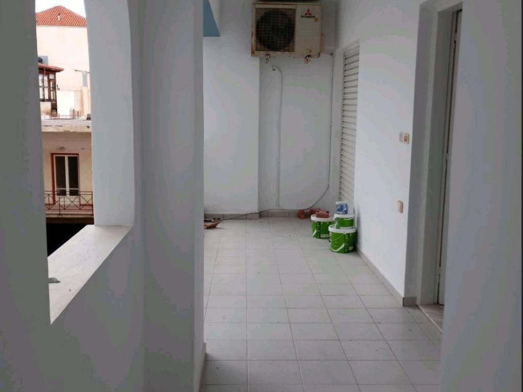 Eisodos diamerismatos - mpalkoni