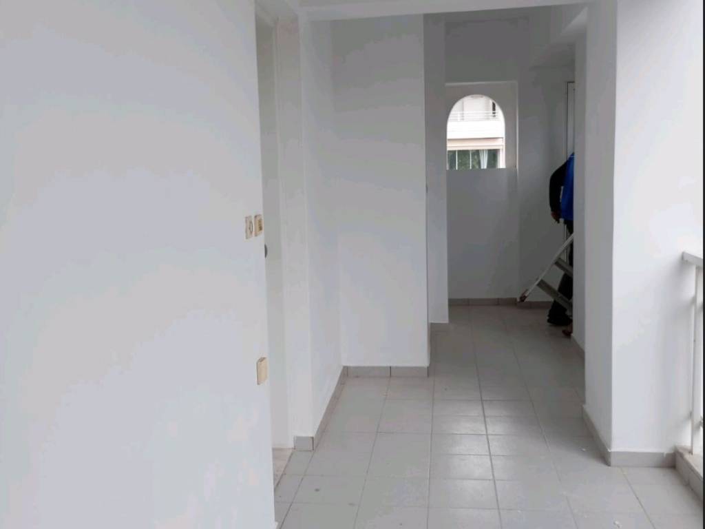 Skepasto mprostino mpalkoni